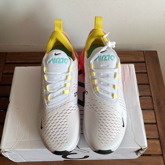 Nike Air Max 270 White Bright Crimson Women Size 8(FZ3624-100) - Picture 4 of 13